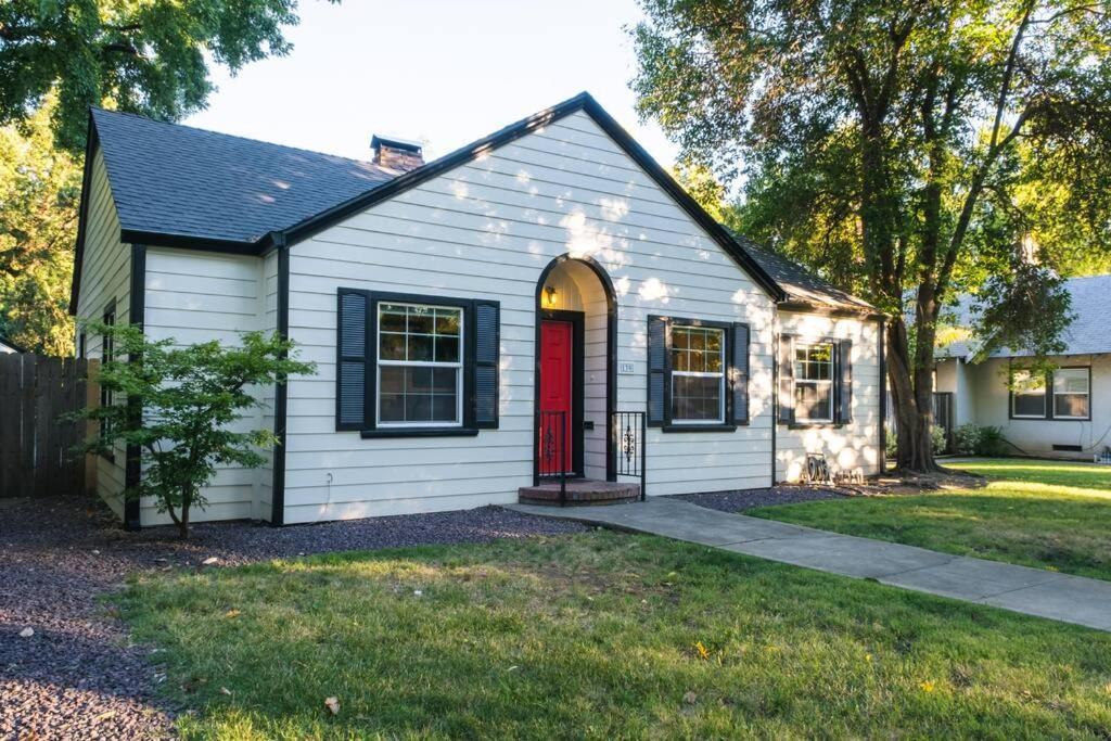 Lovely House Near Downtown, Home Away From Home! Chico Exterior photo